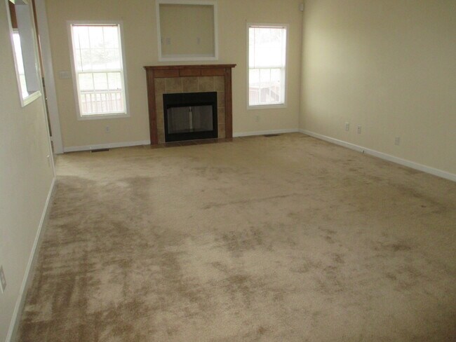 Foto del edificio - 3 Bedroom 2 Bath Home For Rent Near Post!