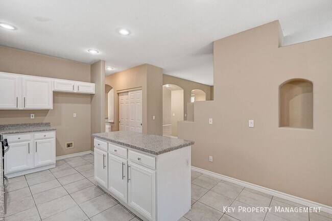 Foto del edificio - 1332 Dream Valley St
