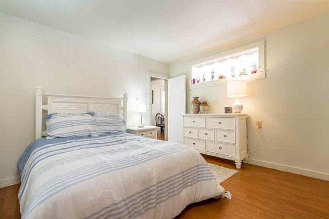 Foto del edificio - WINTER RENTAL - 1 Bed / 1 Bath - BEACH BLO...