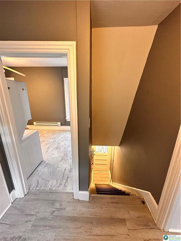 Foto del edificio - 373 E High St