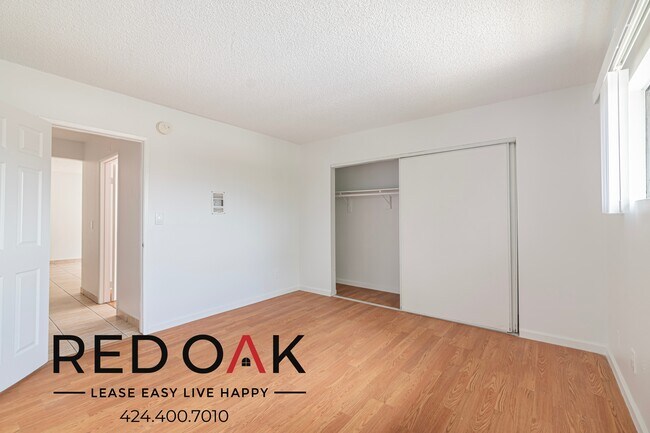 Foto del edificio - 8828 Memory Park Ave