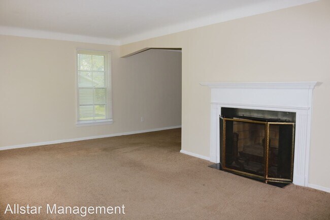 Foto del edificio - 3 br, 1 bath House - 5095 Edenhurst Rd