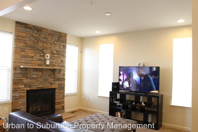 Building Photo - 15622 Gilpin Mews Ln