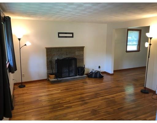 Building Photo - 208 Oregon Rd