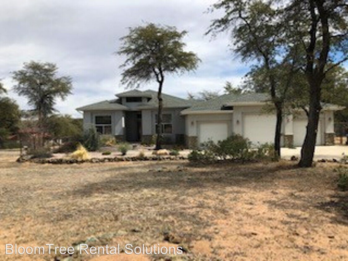 Primary Photo - 3 br, 2 bath House - 8715 N Valley Oak Drive
