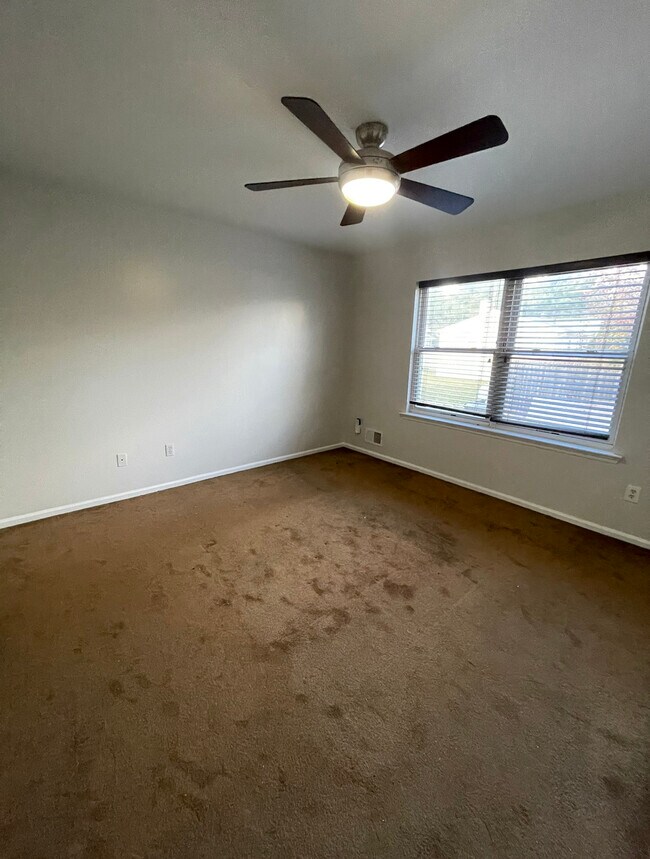 Building Photo - 2809 Grasselli Ave