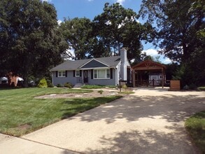 Building Photo - 5915 Brookland Rd