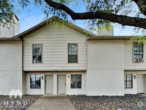 Building Photo - 2806 Wimbledon Ct