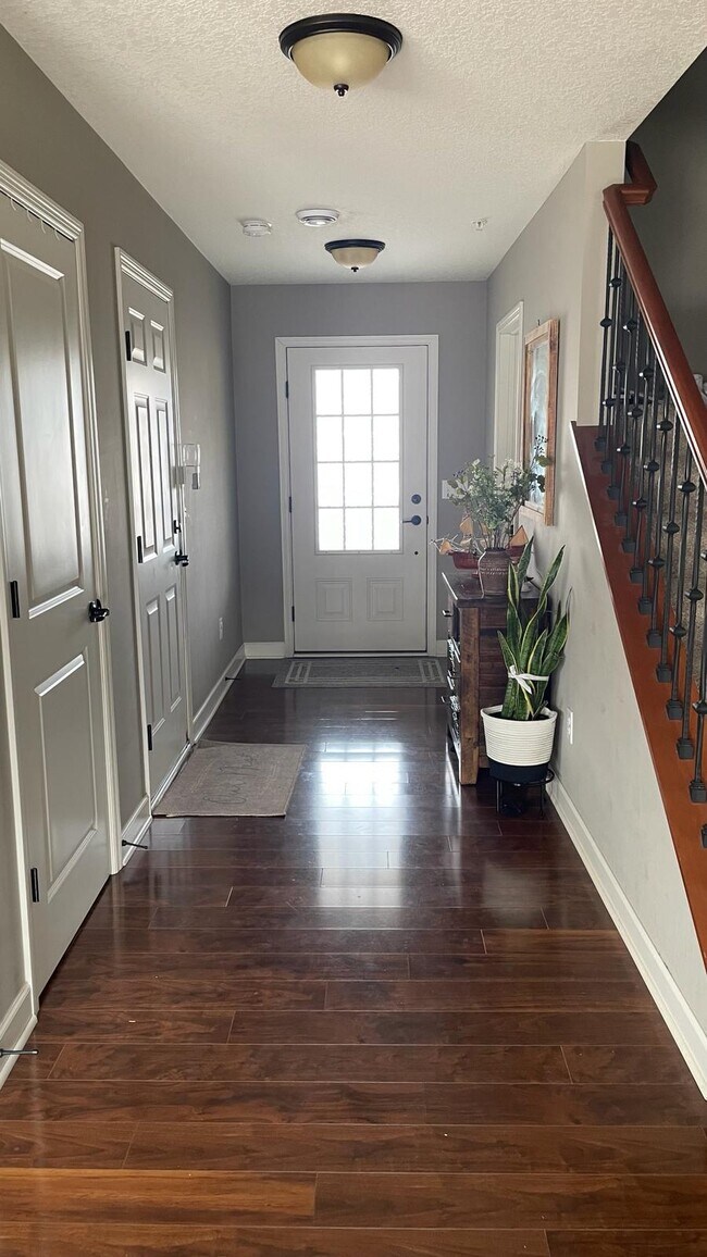 Building Photo - 1104 Station Trl