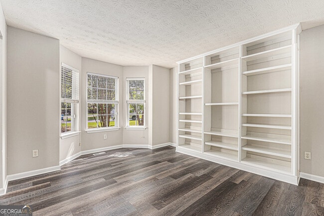 Building Photo - 2673 Haynes Meadow Ct SW