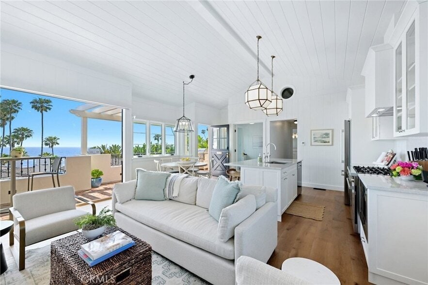 Photo - 360 Cliff Drive Unit
