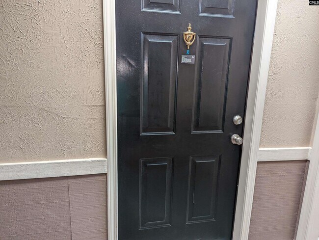 Foto del edificio - 1207 Old Manor Rd