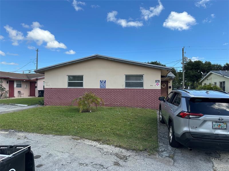 Foto principal - 380 SW 27th Terrace