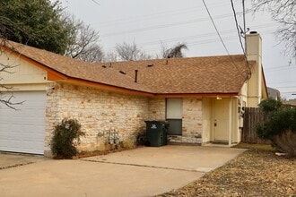 Building Photo - 306 Tamara Dr