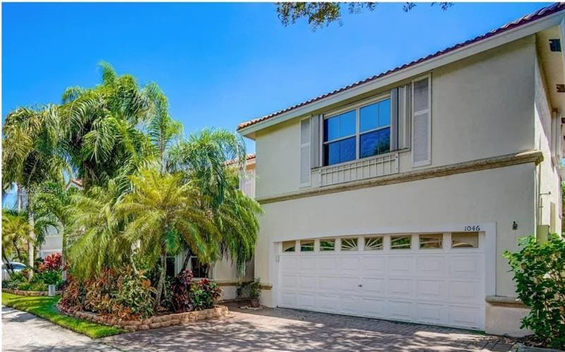 Foto principal - 1046 Satinleaf St