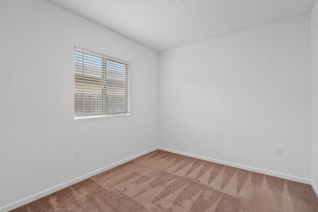 Foto del edificio - 12691 Thorntonhall Dr