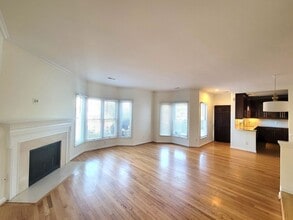 Building Photo - 407 Clarkson Green St