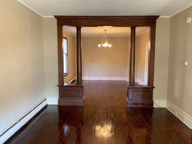 Foto del edificio - 625 Fishburn Rd