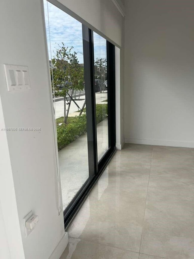 Building Photo - 14561 SW 261 St Ter