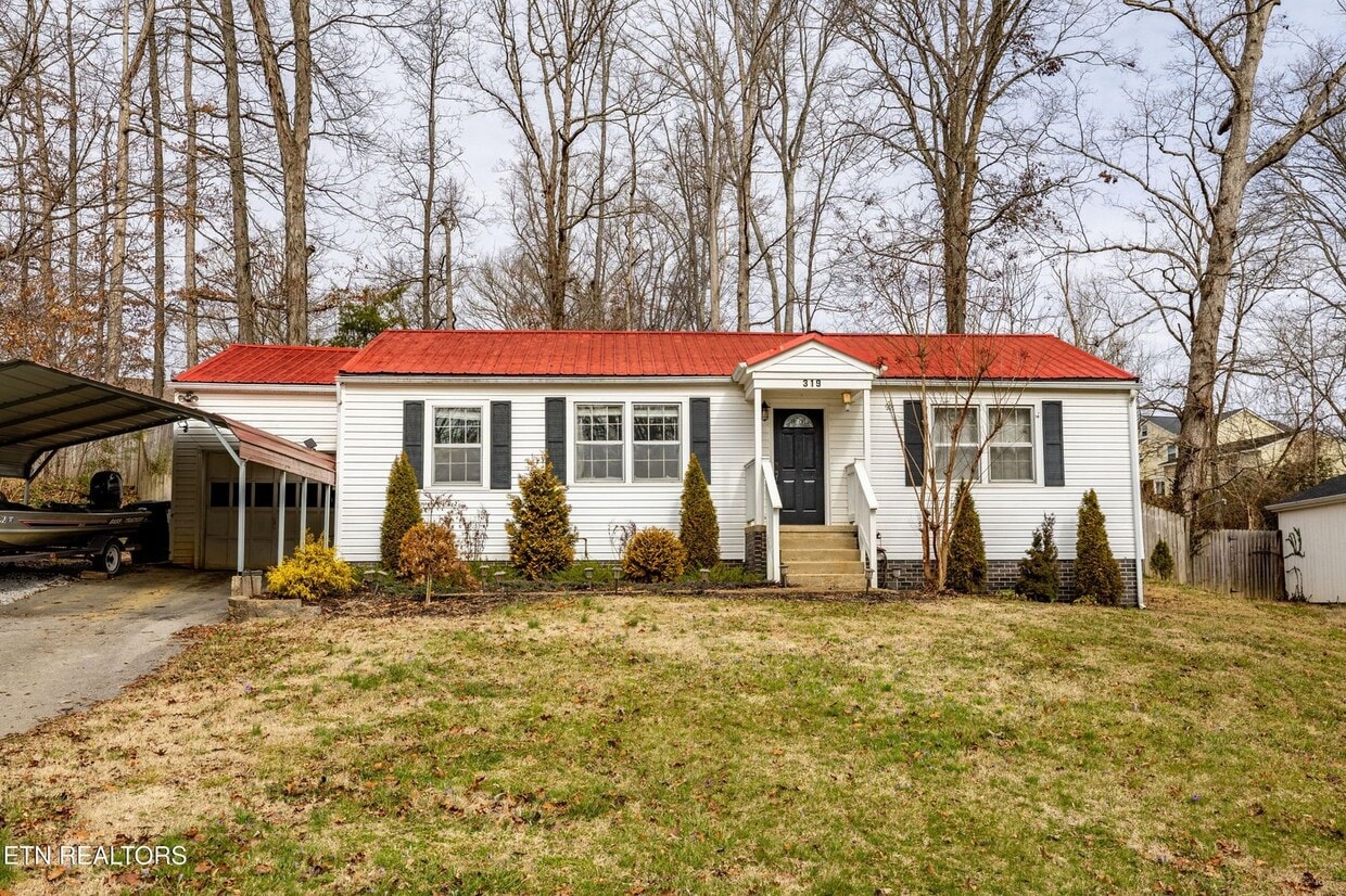 Foto principal - 319 Hermitage Dr
