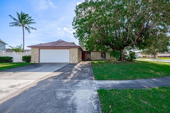 Foto del edificio - 1242 Wyndcliff Dr