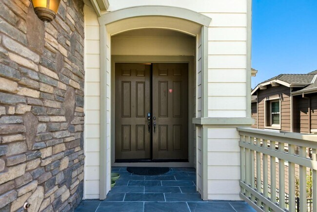 Foto del edificio - 149 Elderberry Ln