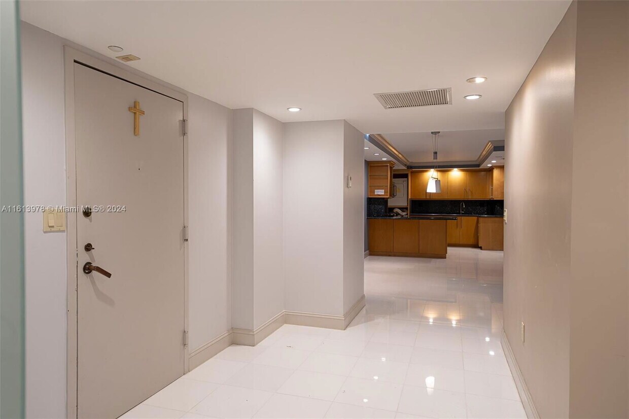 Photo - 2333 Brickell Avenue, Miami, FL 33129 - 4 BR 3 BA Condo