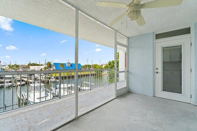 Building Photo - 108 Paradise Harbour Blvd
