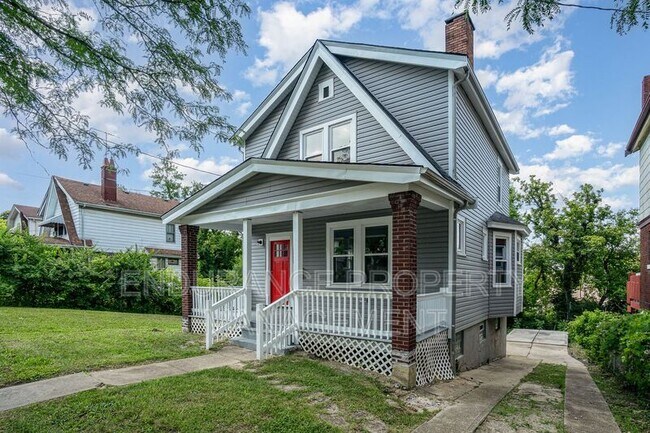 Building Photo - 22 Glen Este Pl