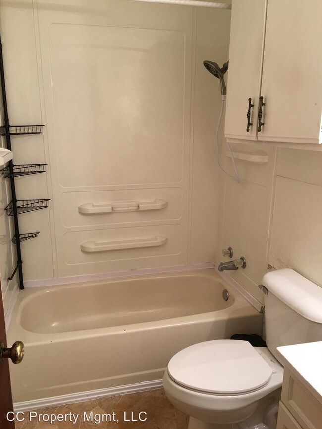 Foto del edificio - 438 E Idaho St