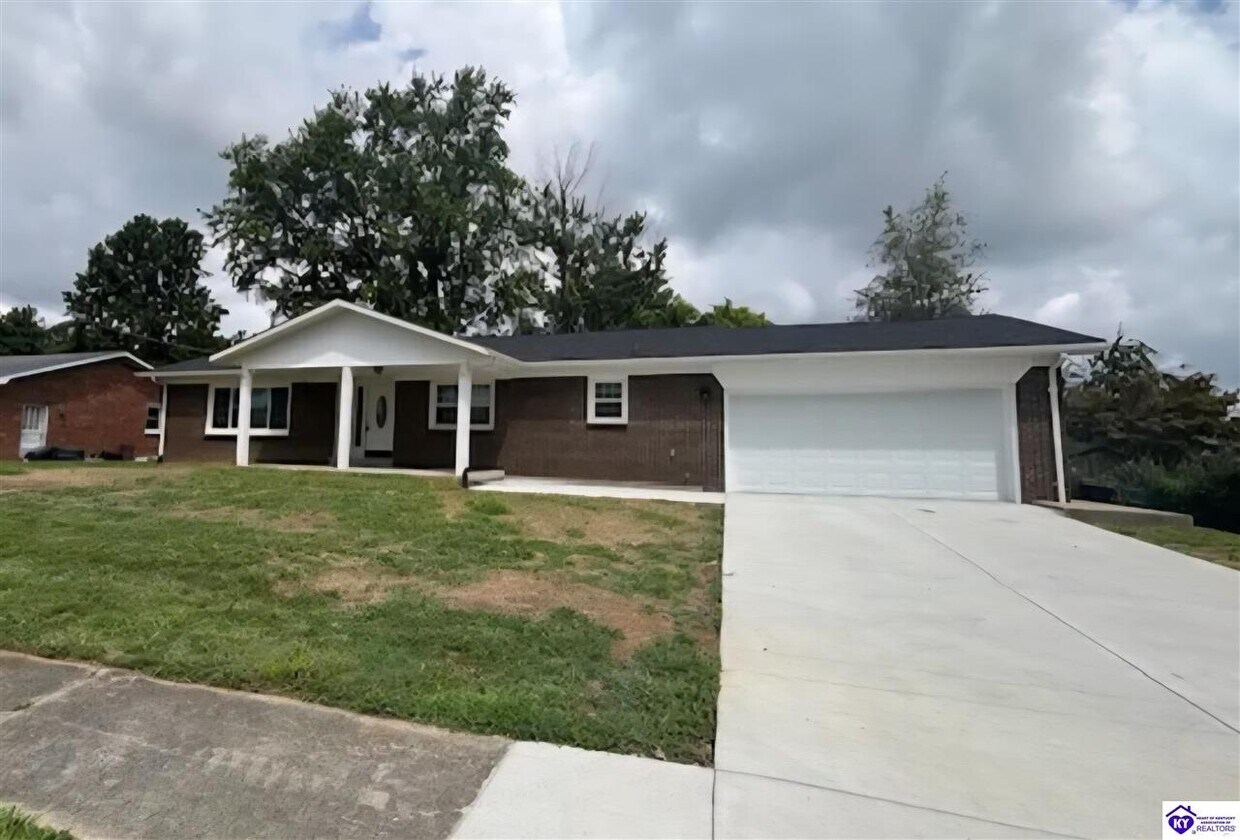 Foto principal - 395 W Crocus Dr