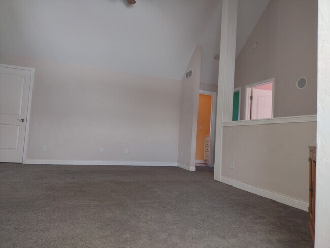 Foto del edificio - 8101 W Stuart Rd