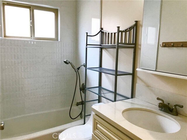 Foto del edificio - 5404 N Delta St