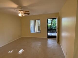 Foto del edificio - 6504 Chasewood Dr