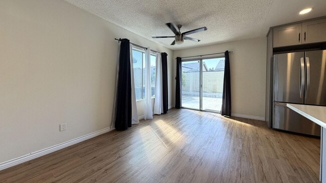 Foto del edificio - 7920 Temecula Pl