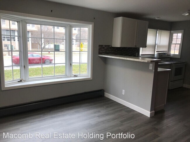 Building Photo - 1 br, 1 bath House - 378 N Normal St