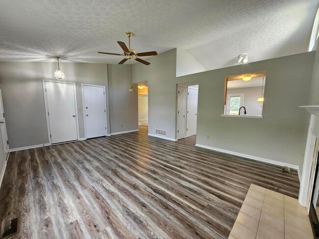 Building Photo - 7253 Fablegate Ct