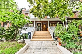 Building Photo - 650 Markham St