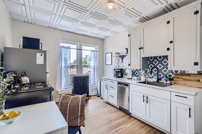 Foto del edificio - 2805 E 16th Ave