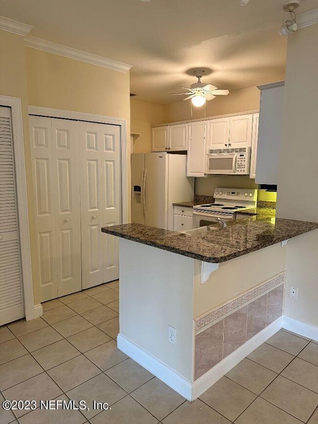 Building Photo - 225 Presidents Cup Way