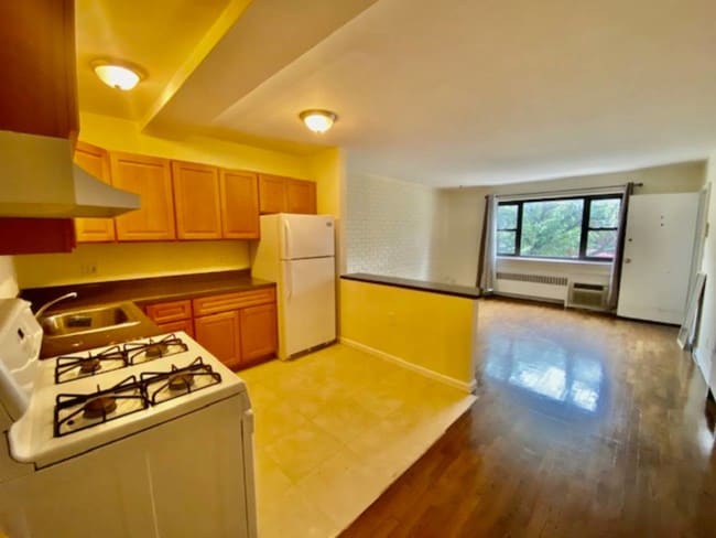 Building Photo - 115 Stonelea Pl