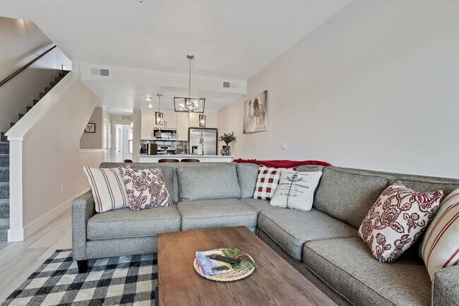 Foto del edificio - 111 Broken Pine Ln