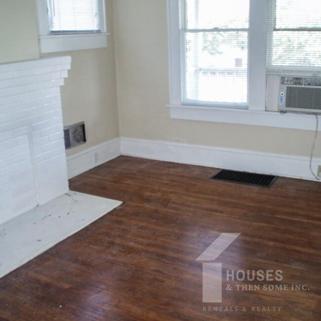 Foto del edificio - 16 W Stone Ave