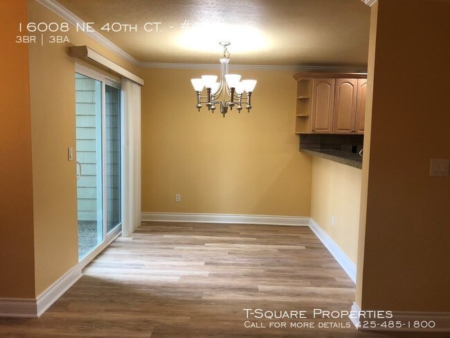 Building Photo - 16008 NE 40th Ct