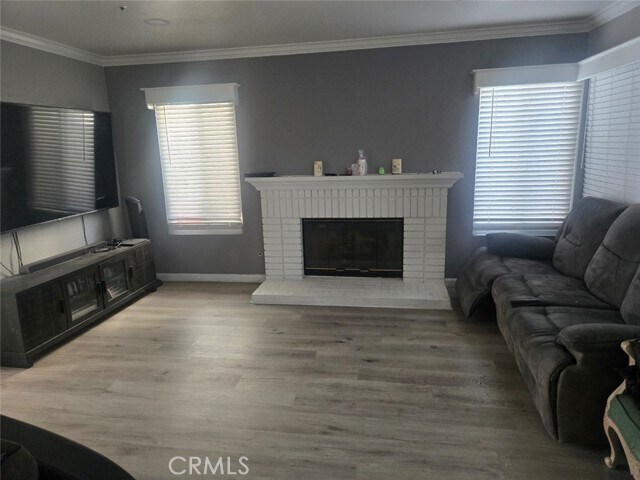 Foto del edificio - 7341 Kensington Dr