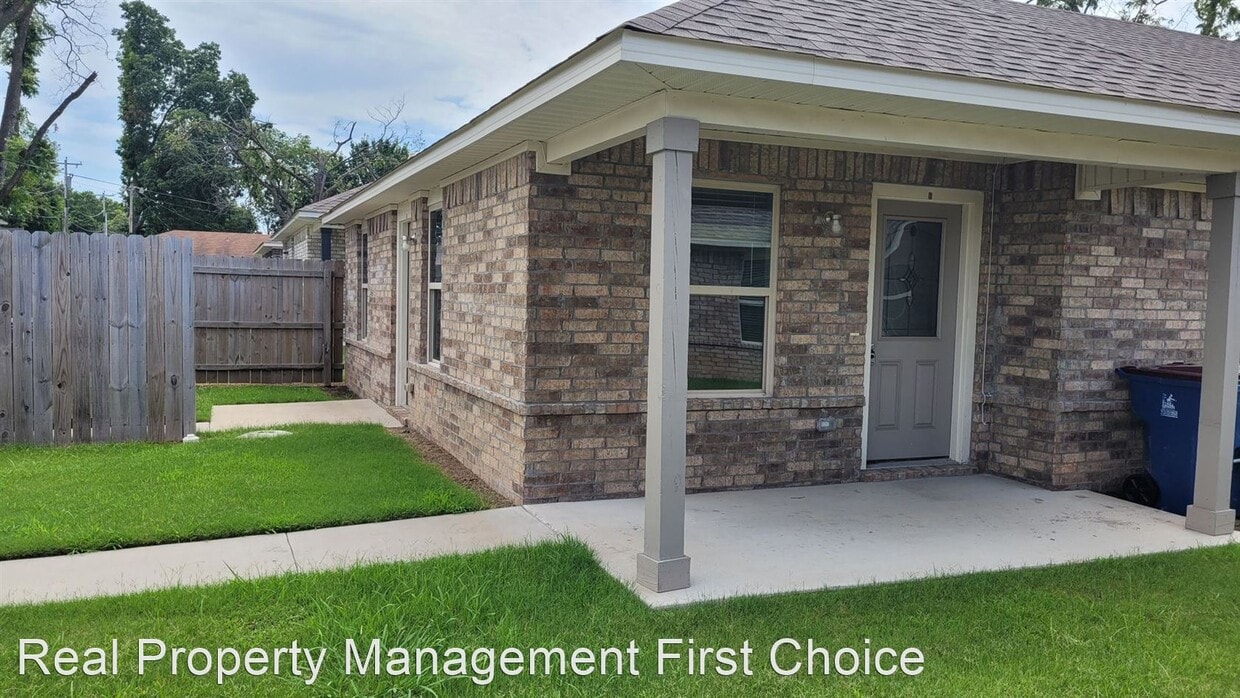 Primary Photo - 2 br, 2 bath House - 413 S 18th Street Unit B