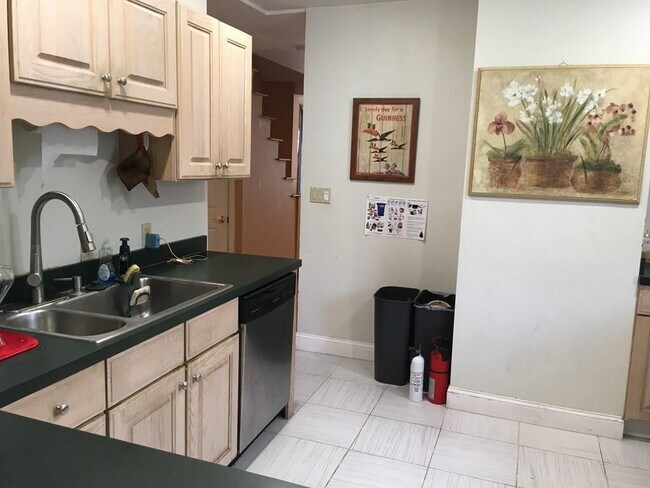 Foto del edificio - 74 Alpine St