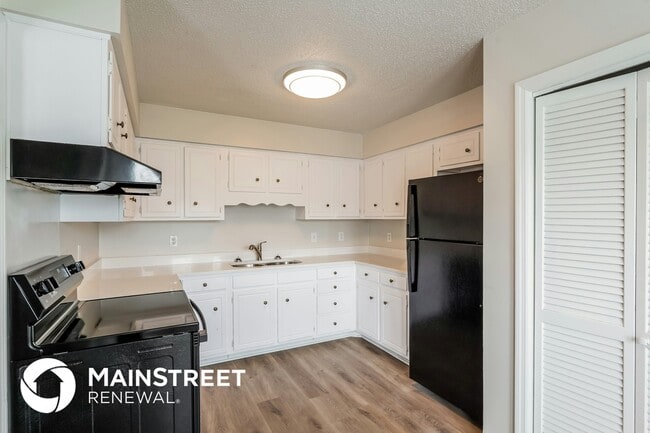 Foto del edificio - 533 Heritage Ln