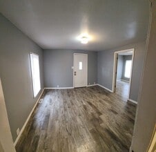Building Photo - 1428 N 11th St