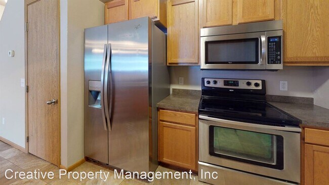 Foto del edificio - 2 br, 1.5 bath House - 1648 - 35th Ave SE